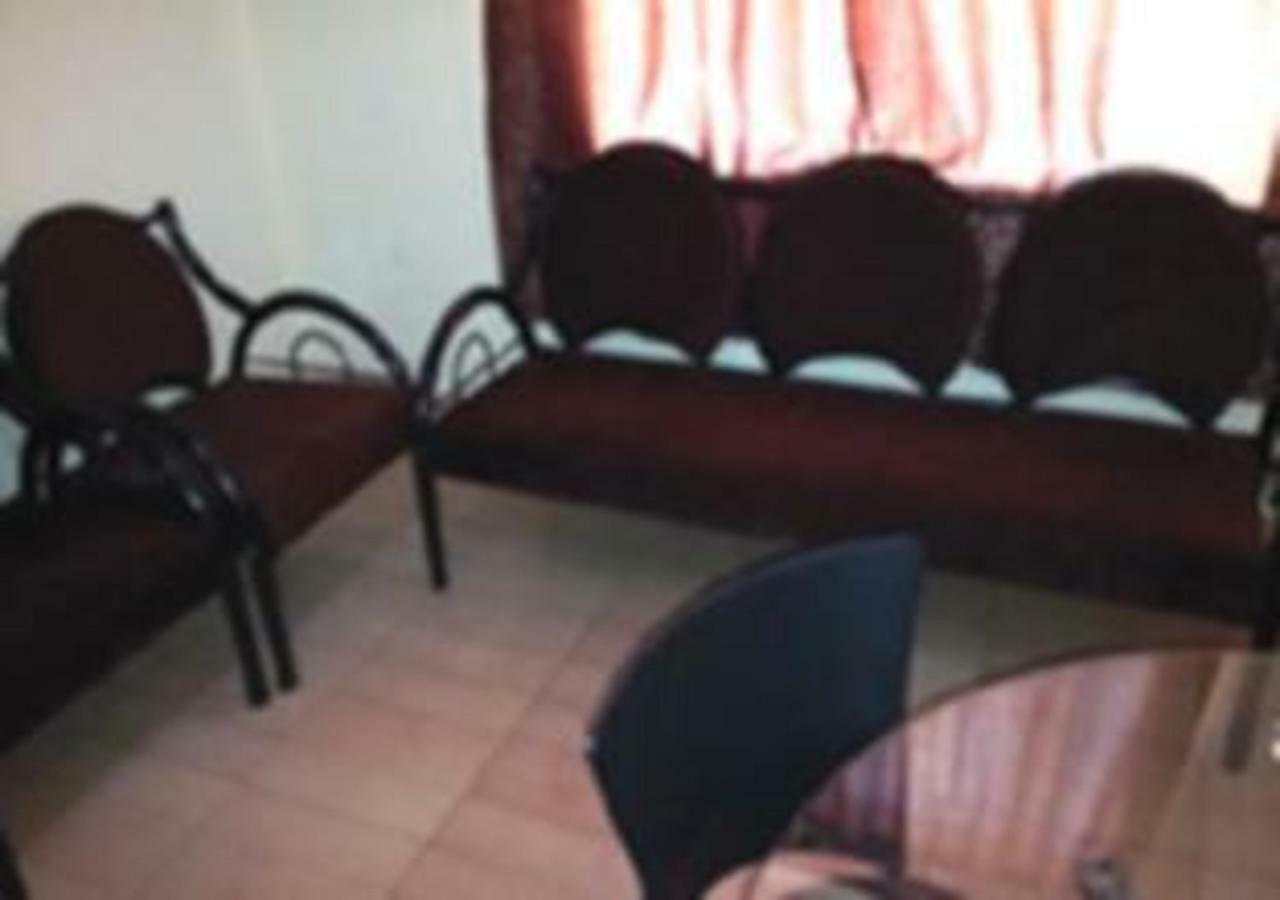 Hotel Brindavan Gauháti Kültér fotó