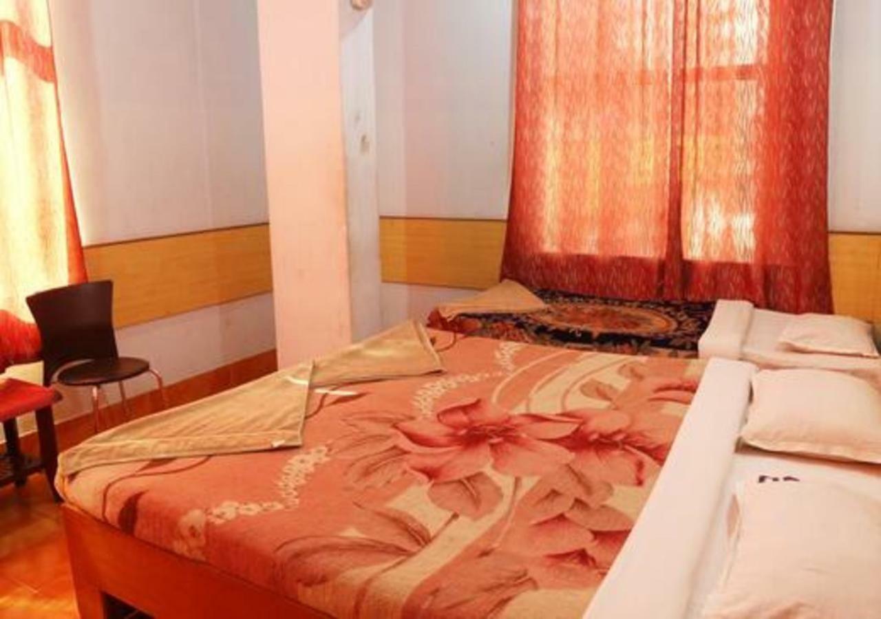 Hotel Brindavan Gauháti Kültér fotó