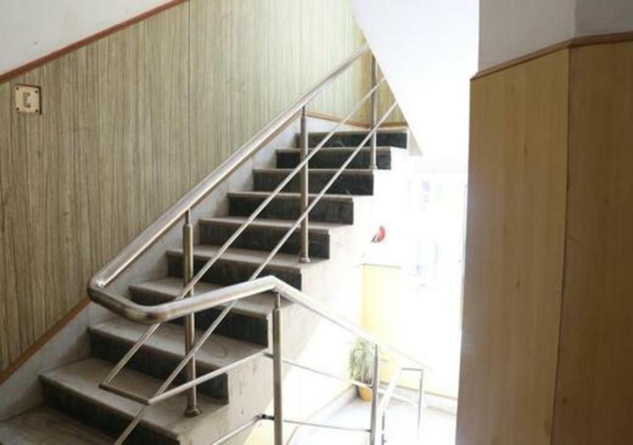 Hotel Brindavan Gauháti Kültér fotó