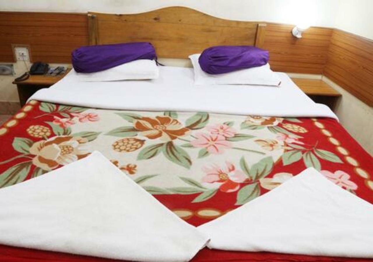 Hotel Brindavan Gauháti Kültér fotó
